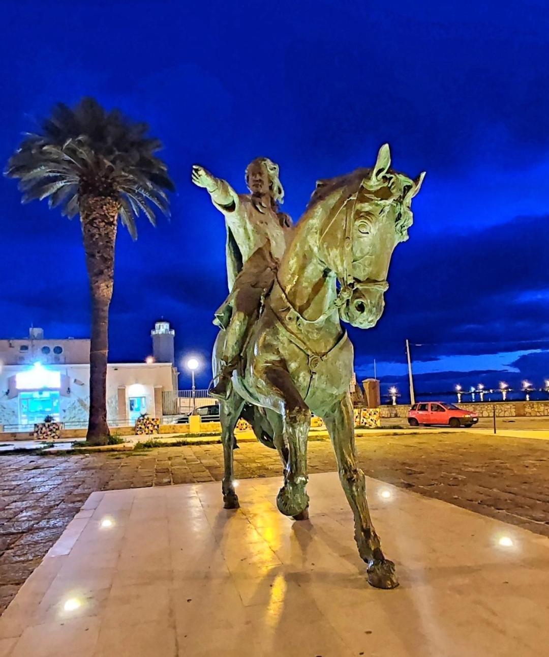 Dimora Della Marchesa - Al Duomo Daire Manfredonia Dış mekan fotoğraf